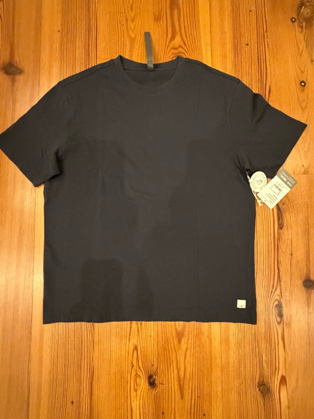 Vuori Heavyweight Cotton T Relax Navy/Reads More Navy/Black Sz S NWT Relaxed Fit